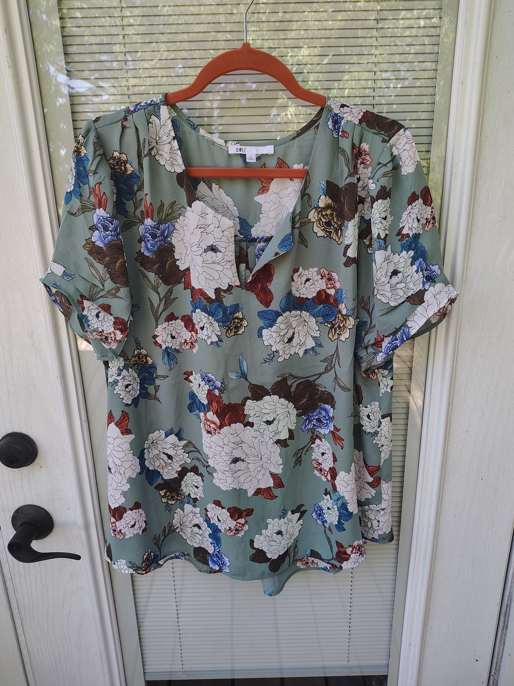 DR2 Sage Green Floral Split-Neck Blouse with Multi-Color Blooms XL